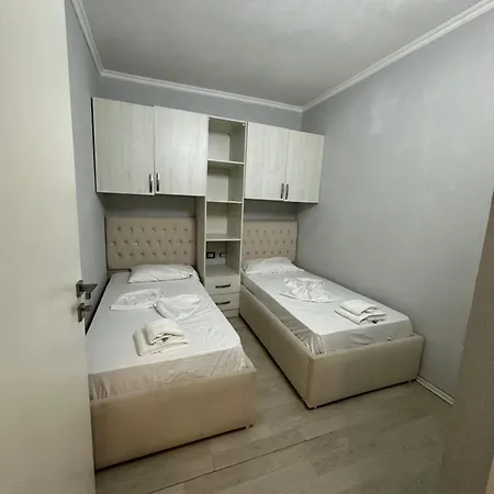 Apartment Holiday Apartment Bajram Curri